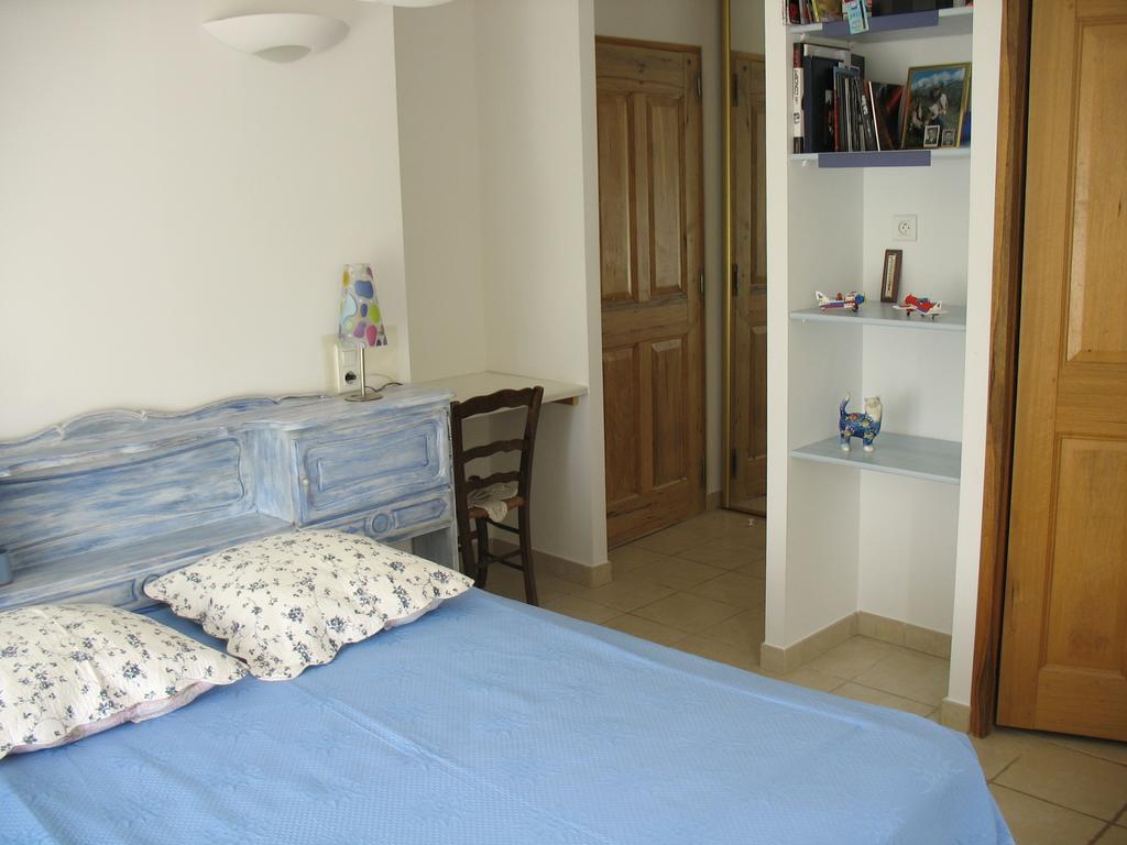 B&B La Cigaline Villedieu  Oda fotoğraf