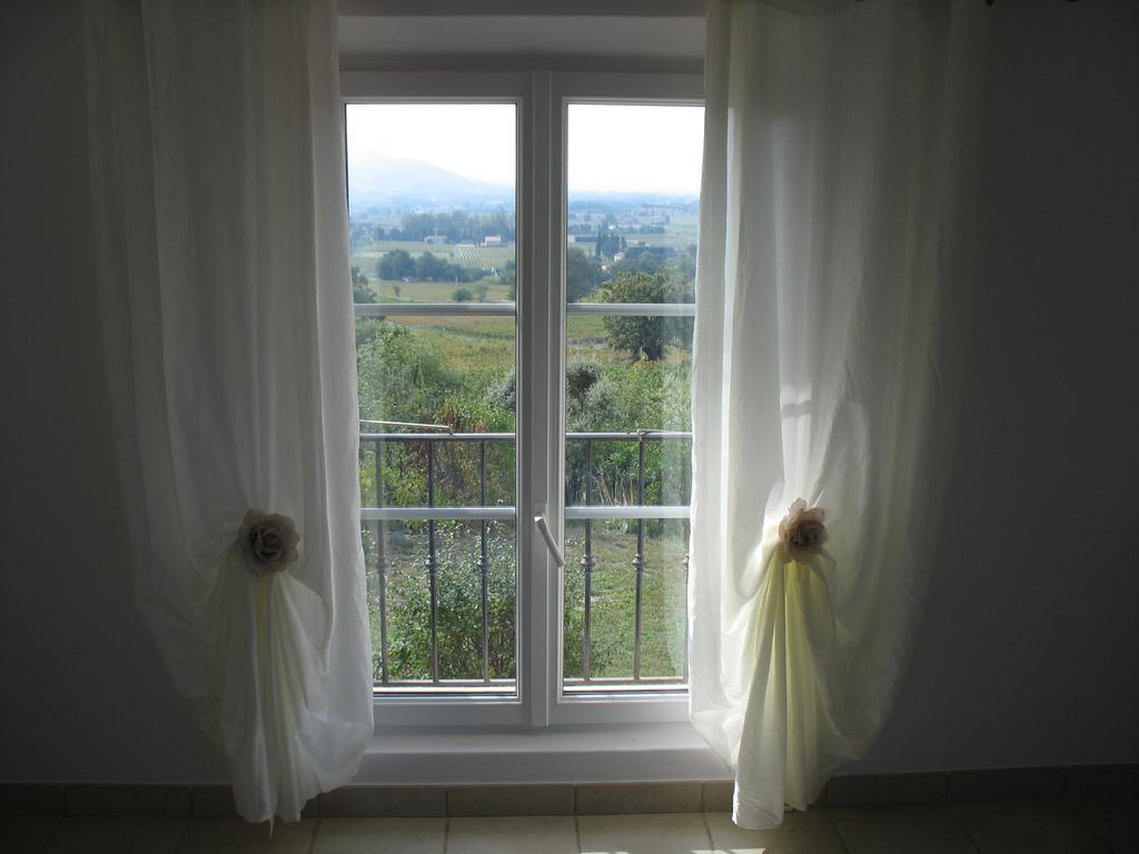 B&B La Cigaline Villedieu  Oda fotoğraf